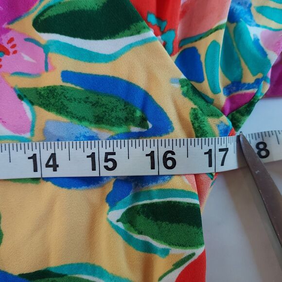 Maggy London Faux Wrap Dress Short Flutter Sleeves Womens Size 8 Colorful Floral - Picture 11 of 14